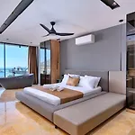 Luxury Private Pool Sauna Pool Table - 15mn Walk To The Town