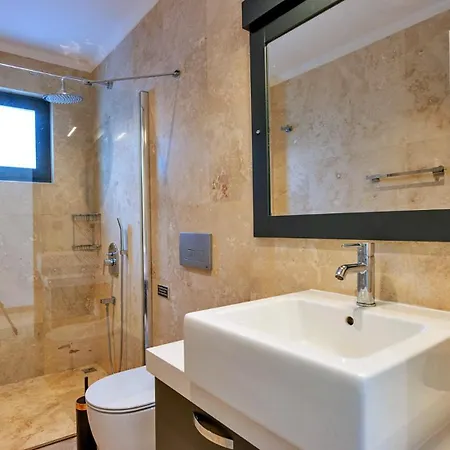 Luxury Private Pool Sauna Pool Table - 15mn Walk To The Town Вилла Калкан