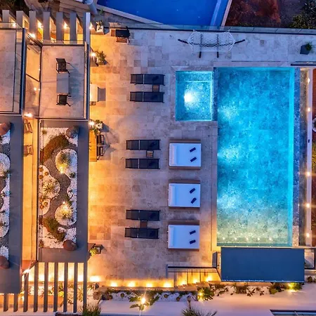 Luxury Private Pool Sauna Pool Table - 15mn Walk To The Town Вилла Калкан